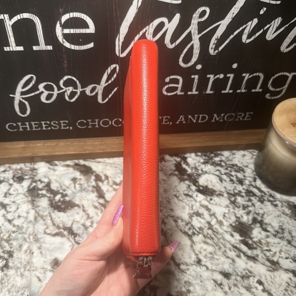 EUC Coach Wallet - Picture 2 of 4